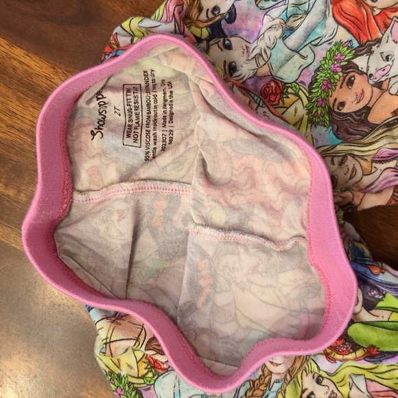 Showstoppers Bamboo Pajama Set Disney Princesses Pixar Size 2T GUC - Picture 6 of 7